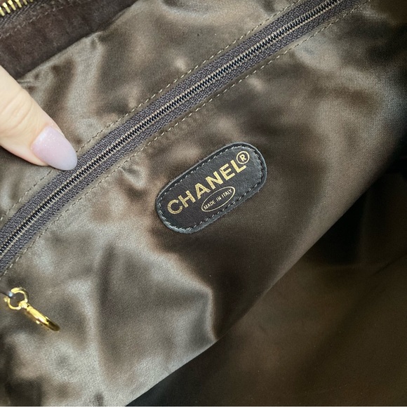 CHANEL Brown Suede Jumbo CC Chain Tote Handbag Vintage Classic - Picture 15 of 16